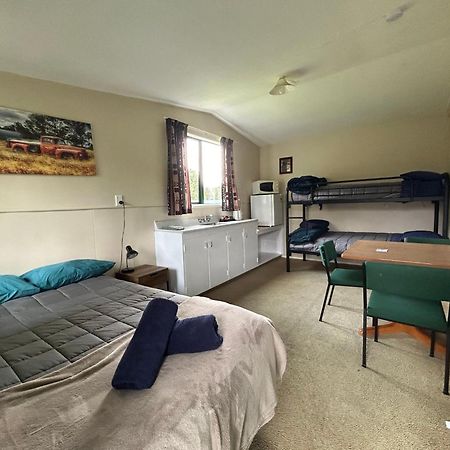 Kiwi Park Motels Murchison Esterno foto