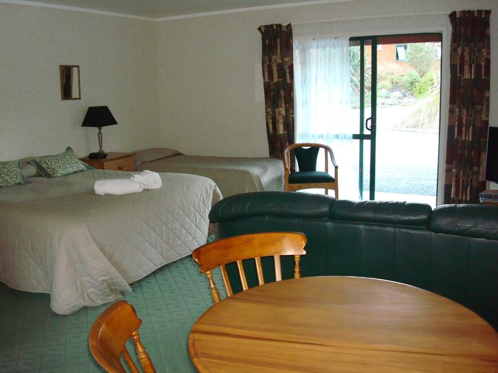 Kiwi Park Motels Murchison Esterno foto